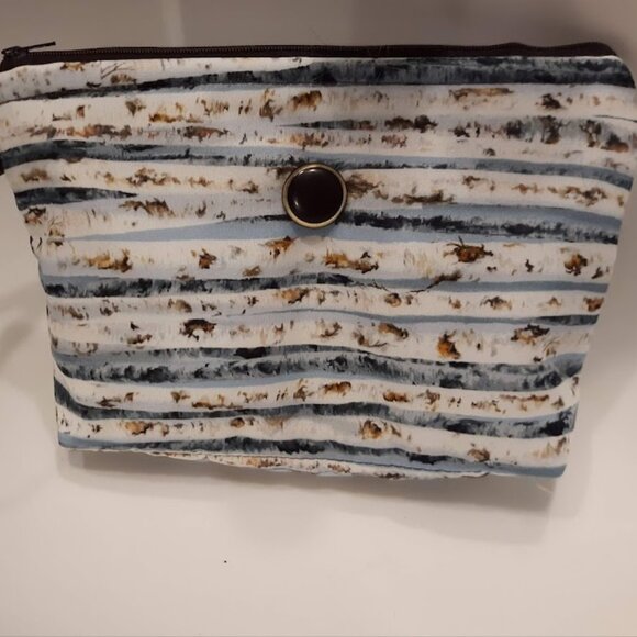 New Clutch Hanging travel make-up bag White Brown Blue Wood Tree Aspen Wristlet - Picture 5 of 6